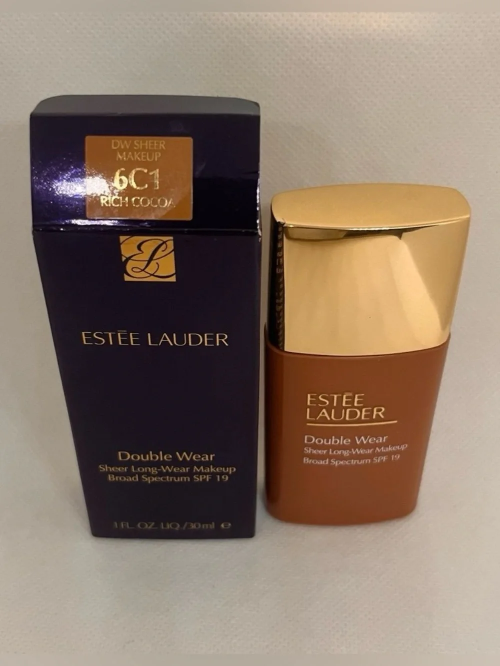 New 4N1 shell beige Estee Lauder Double Wear Sheer Long-Wear Makeup SPF19